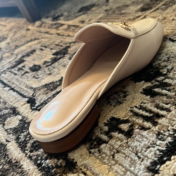 Mules - Picture 8 of 8